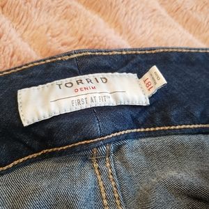 Torrid skinny jeans sz 18